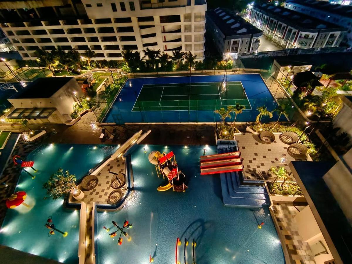 Luxury Couple Suites L Free Netflix L Massage Chair L Bathtub L Wifi 200Mbps L Town Area Bali Residence Malacca Eksteriør billede