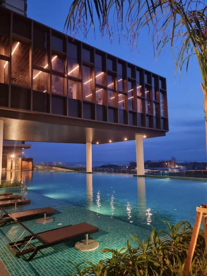 Luxury Couple Suites L Free Netflix L Massage Chair L Bathtub L Wifi 200Mbps L Town Area Bali Residence Malacca Eksteriør billede
