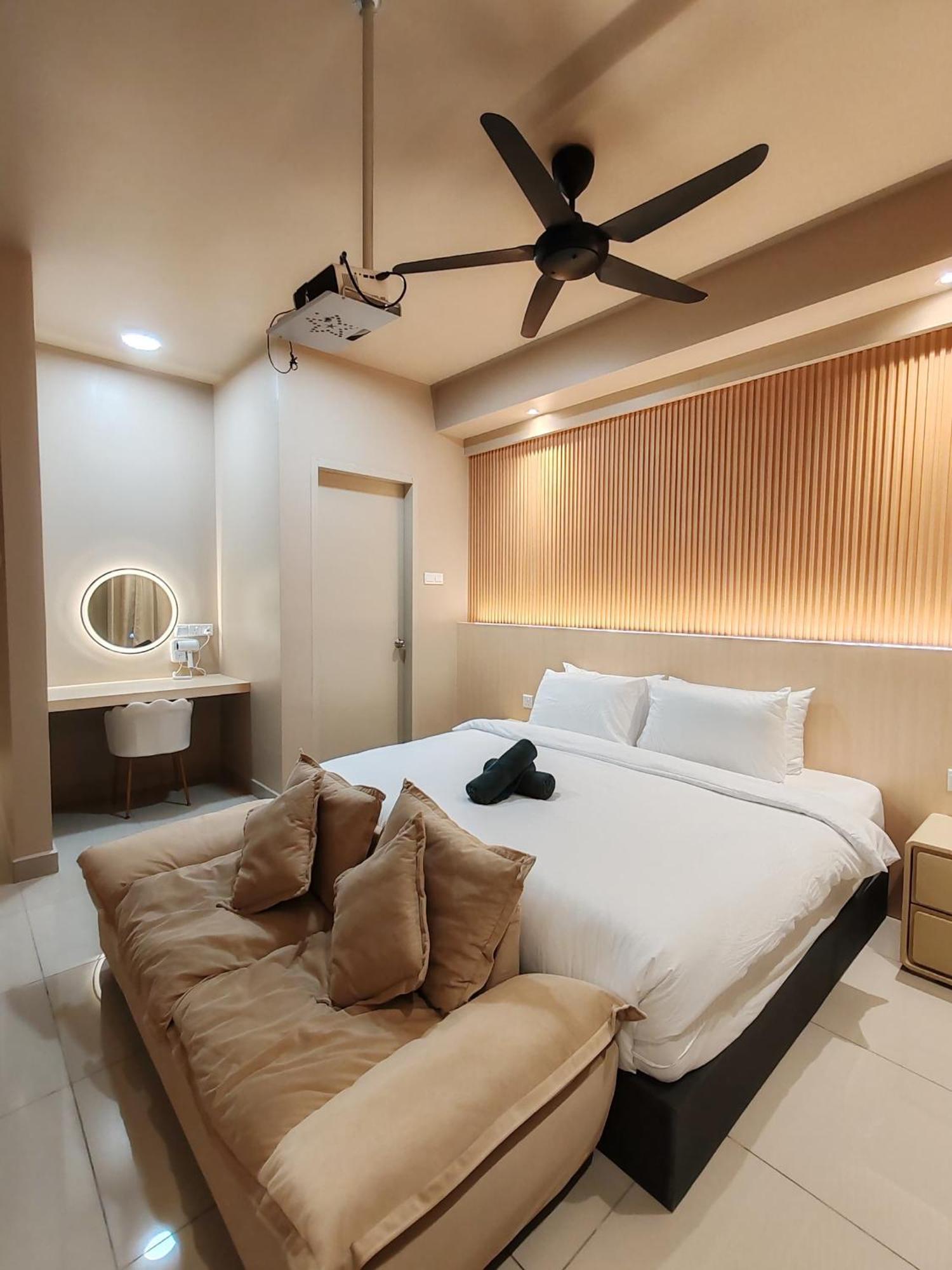 Luxury Couple Suites L Free Netflix L Massage Chair L Bathtub L Wifi 200Mbps L Town Area Bali Residence Malacca Eksteriør billede